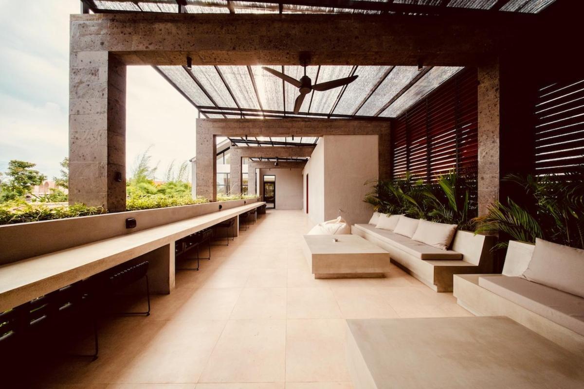Thehub Pererenan Coworking, Pool And Rooftop Canggu Exterior foto